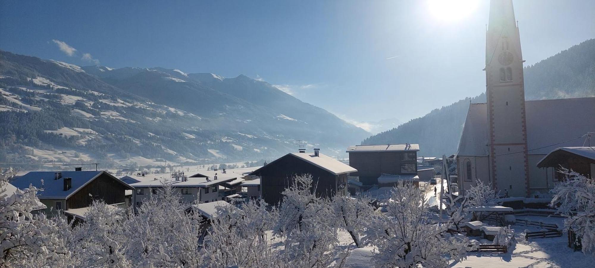 Hotel Brixnerhof Im Zillertal Schlitters Exterior foto